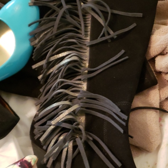 Boots - Picture 3 of 3